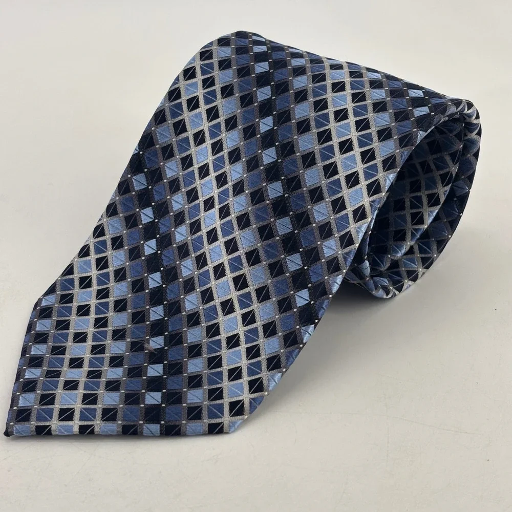 Roberto Villini Tie Mens OS Blue Geometric Diamond 100% Silk Handmade Couture